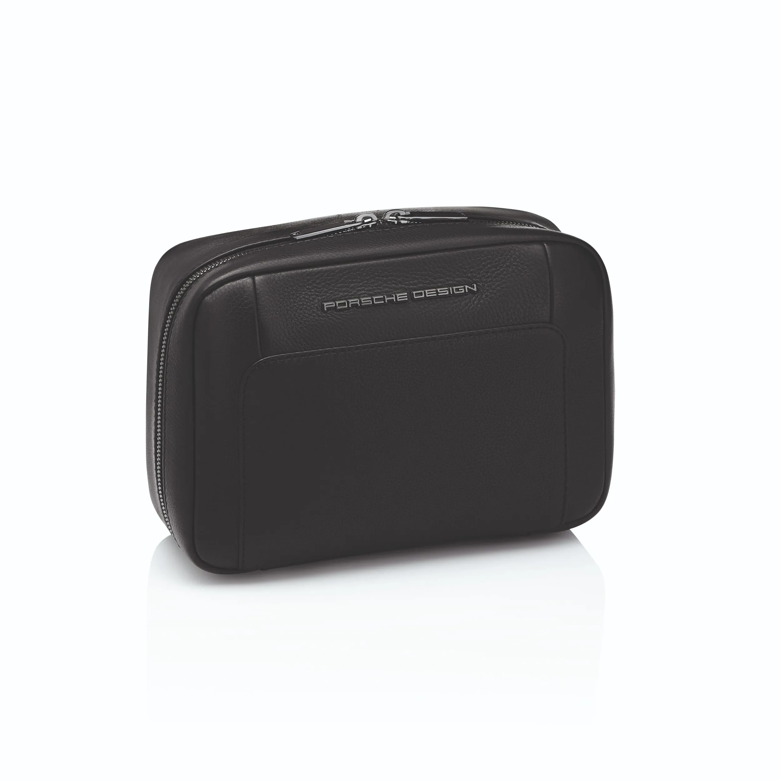 PD Roadster Leather Washbag by BRIC’S