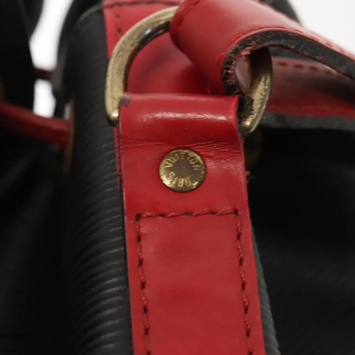Trendy Inspired Louis Vuitton Epi Noe Shoulder Bag By Color Black Red M44017 Lv Auth 86988