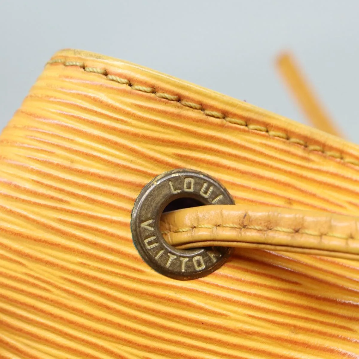Trendy Inspired Louis Vuitton Epi Petit Noe Shoulder Bag Yellow M44102 Lv Auth Cl857